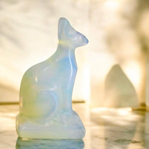 Opalit Katzenfigur - Schimmer & Schönheit