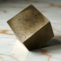 Pyrit Würfel - Kraftvoll & Kubisch