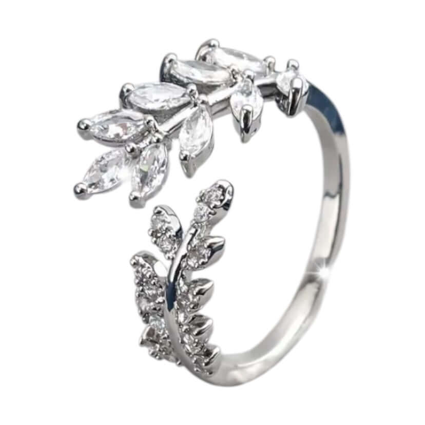 Silberner Ring mit Blatt-Design in Weiß – elegantes Schmuckstück für charmante Präsenz