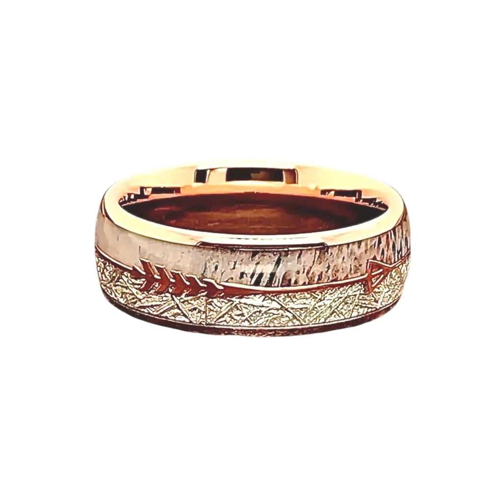 Goldener Ring mit Pfeil-Design – dekoratives Accessoire für markanten Look