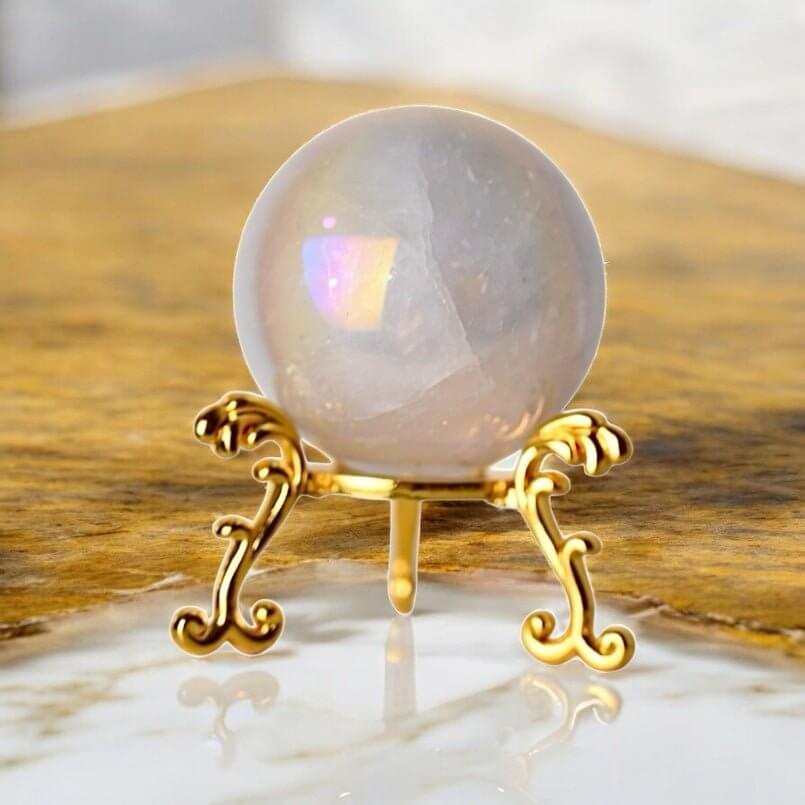 Aura Rosenquarz Kugel - Eine zauberhafte Begleiterin