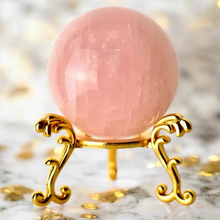 Rosenquarz Kugel – zarte rosa Schwingungen für Wohlbefinden