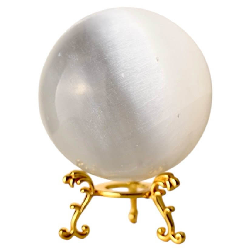 Große Selenit Kugel – reiner Kristall für Klarheit, innere Ruhe und energetische Reinigung