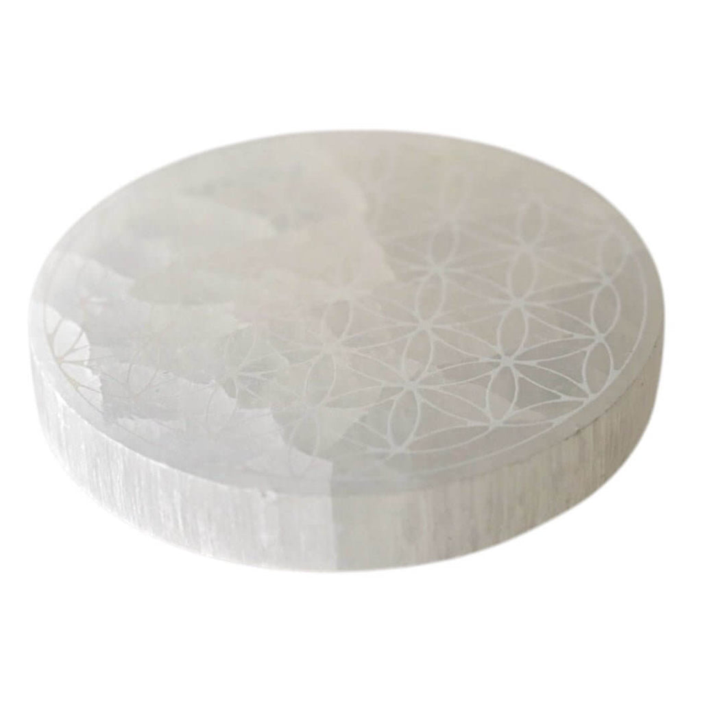 Selenit Scheibe mit Lebensblume – Charmantes Edelsteinstück für positive Energie