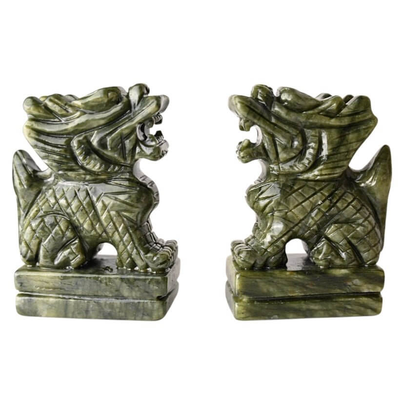 Grüne Drachen aus Serpentin – Faszinierende Naturjuwele für Gelassenheit und besondere Akzente