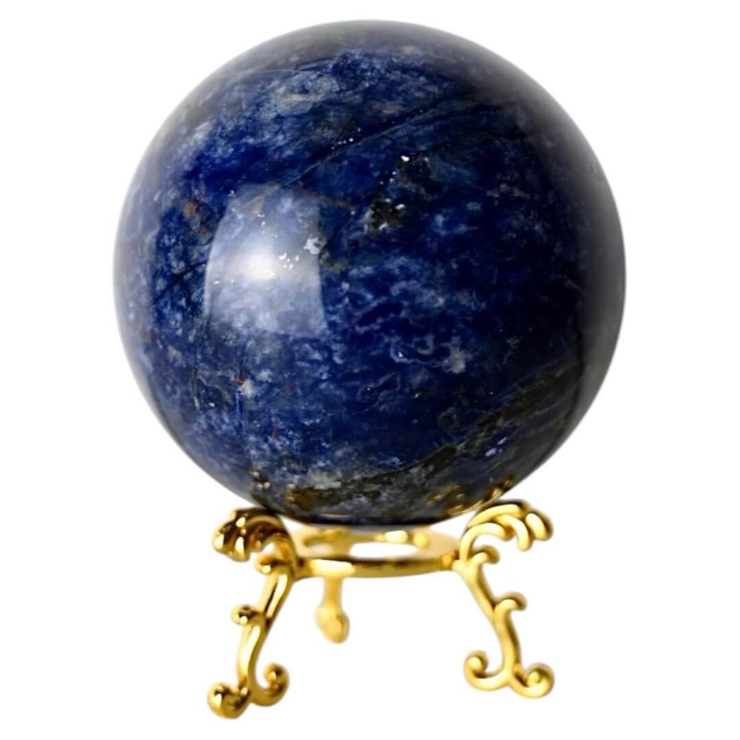 Sodalit Kugel – tiefblaue Energie für Klarheit und Fokus