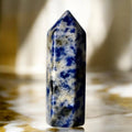 Mini Sodalit Obelisk - Tiefblaues Wunderwerk