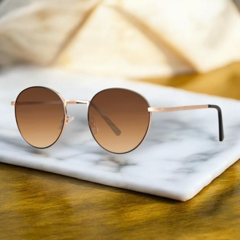 Goldene Sonnenbrille mit braunem Verlauf