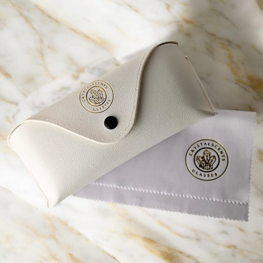 Goldene Sonnenbrille mit gemustertem Steg