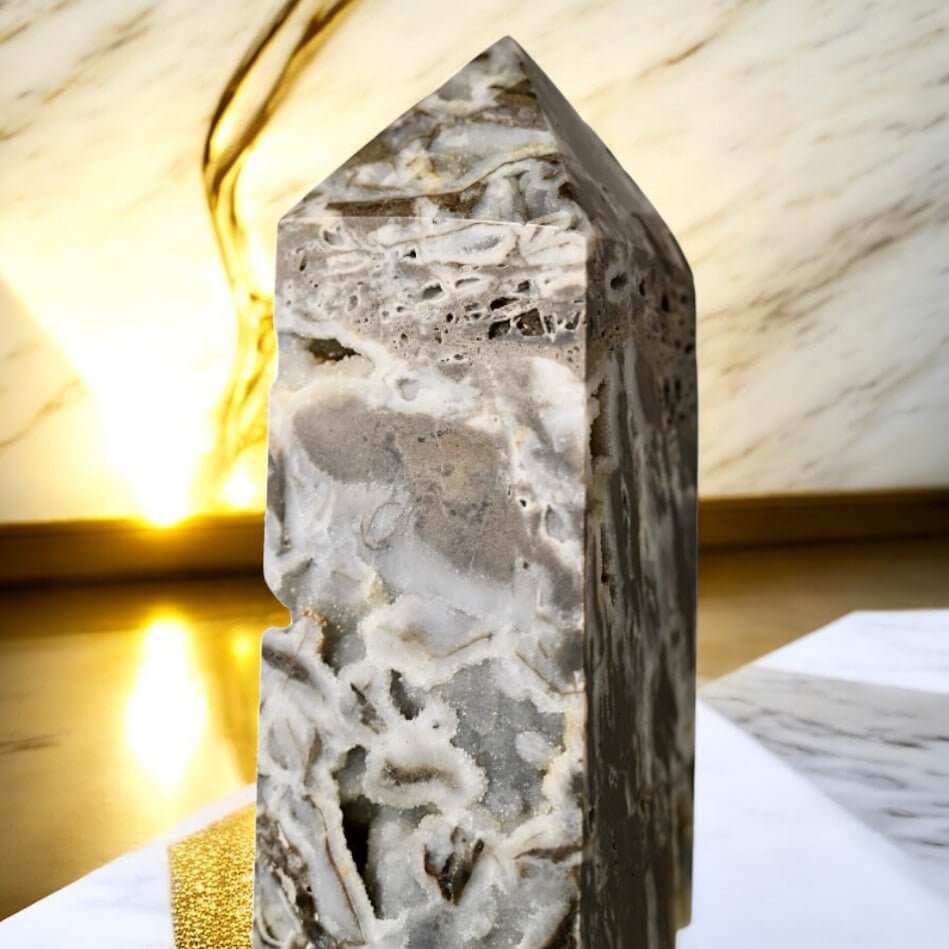 Großer druzy Sphalerit Obelisk – funkelnde Kraft für Klarheit, Schutz und energetische Balance
