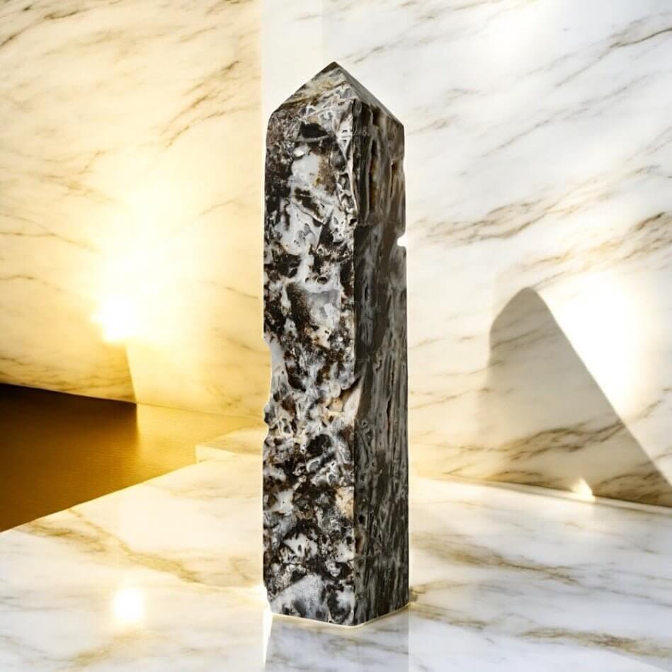 Großer druzy Sphalerit Obelisk – funkelnde Kraft für Klarheit, Schutz und energetische Balance