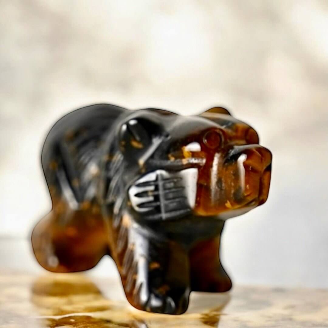 Bär aus Tigerauge - Begleiter für Mut & Kraft