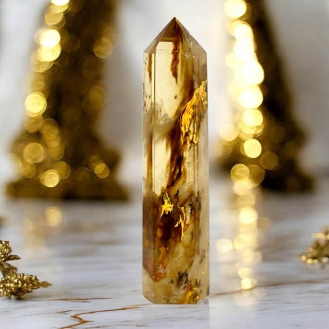 Tigerskin Quarz Obelisk – farbenprächtig und energetisierend