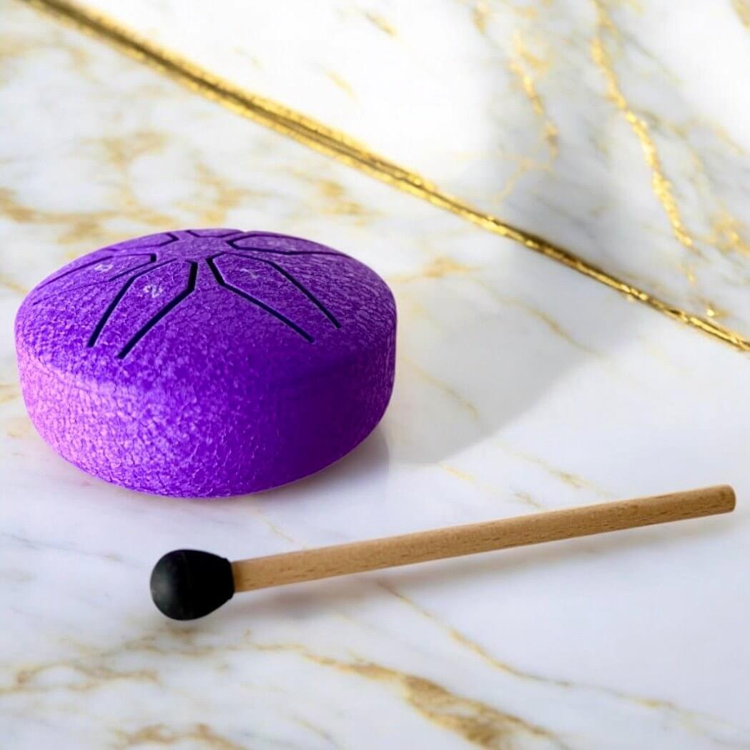 Kleine Zungentrommel in Lila – beruhigende Töne für Körper und Geist