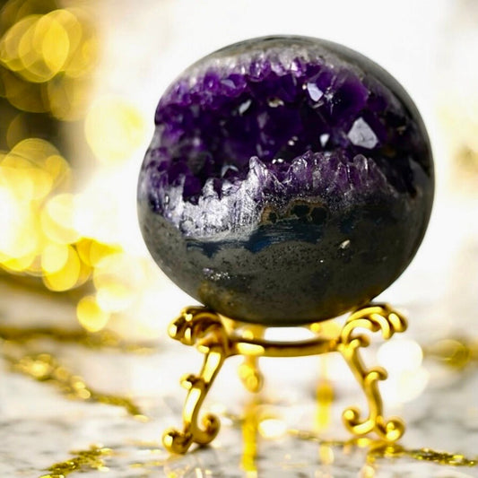 Amethyst Kugel mit Druse - CrystalScents
