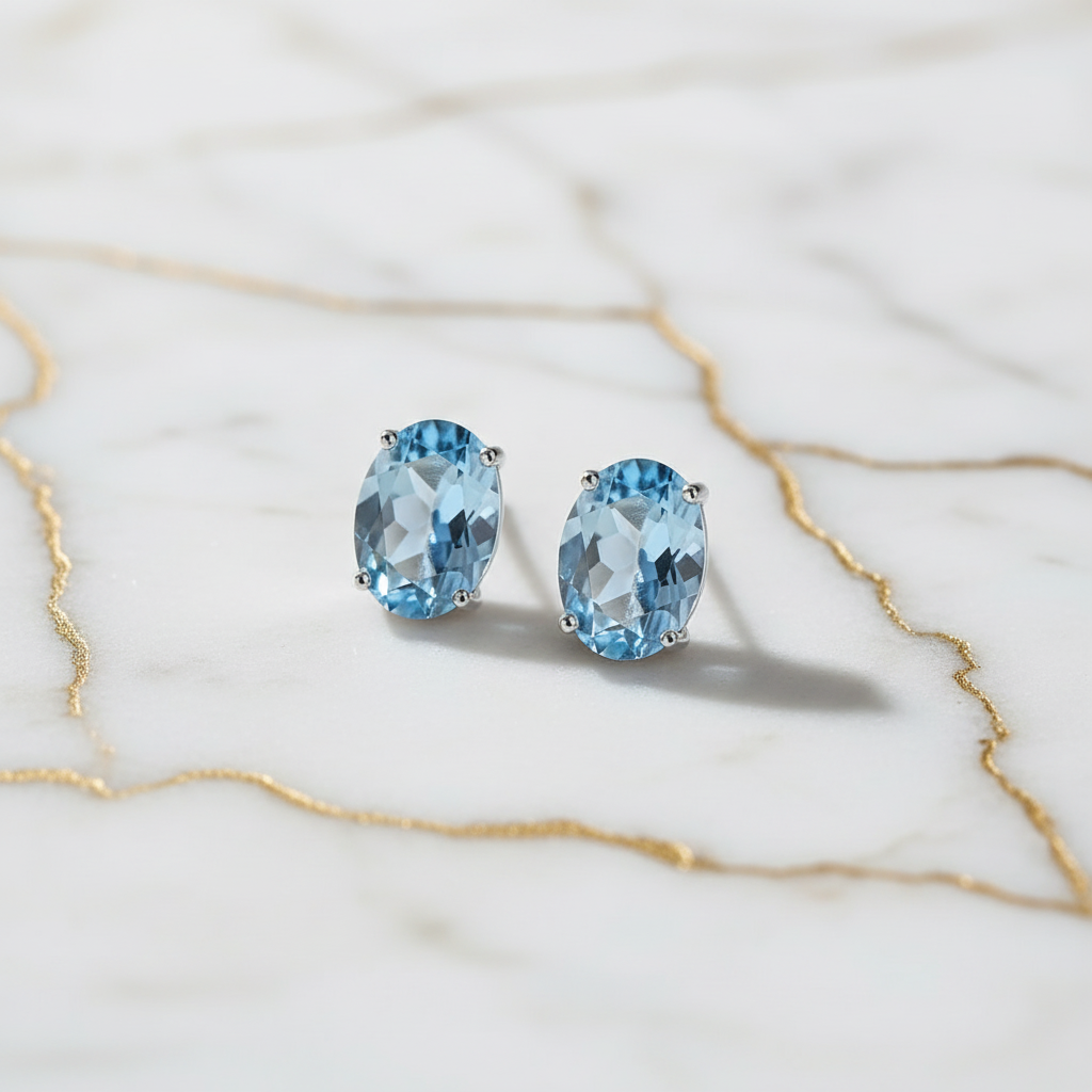 Topas – Ovale Ohrringe in himmlischem Blau