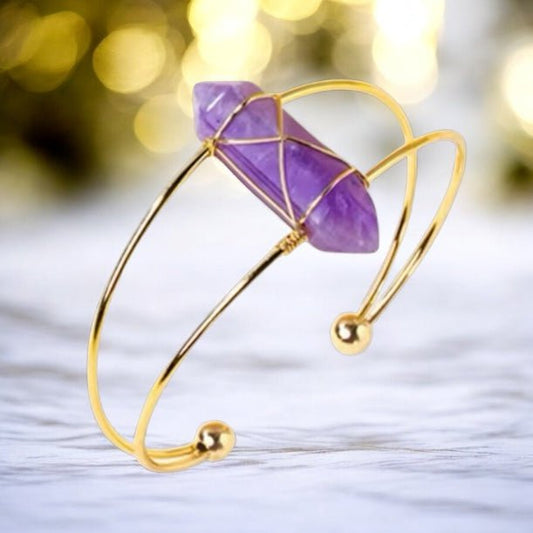Eleganter goldener Armreif mit Amethyst - Doppelender - CrystalScents
