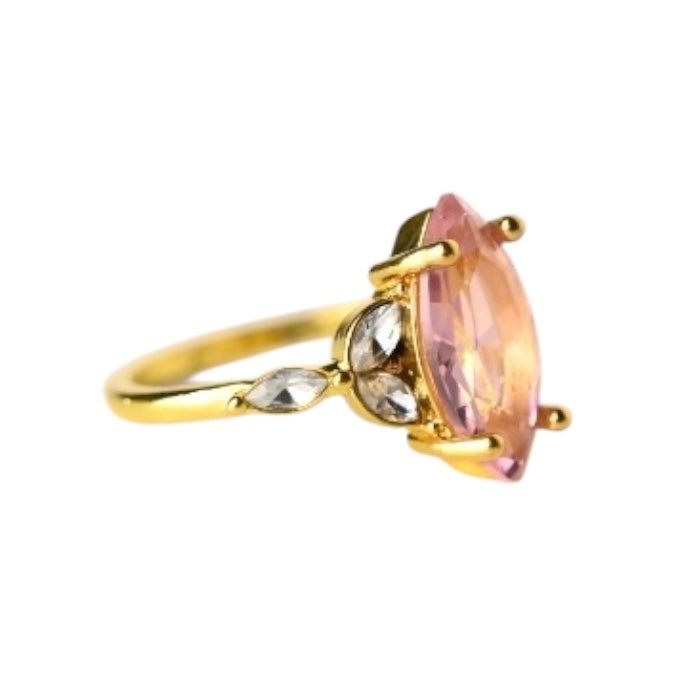 Eleganter goldener Ring mit rosa Zirkonia - CrystalScents