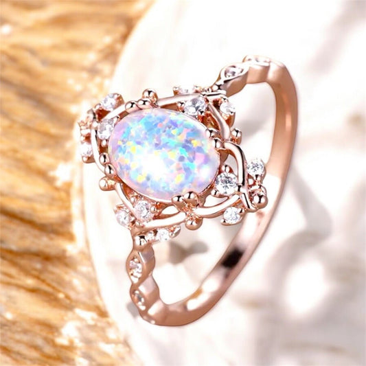 Funkelnder Ring mit umrahmten Opal - CrystalScents