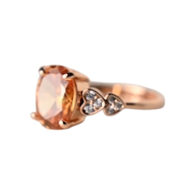 Funkelnder roségoldener Ring mit ovalem Zirkonia - CrystalScents