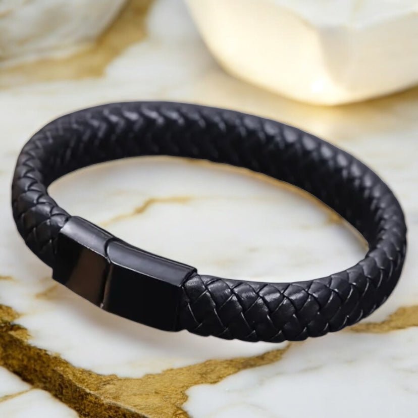Gewebtes Kunstleder Armband mit Magnet - Verschluss - CrystalScents
