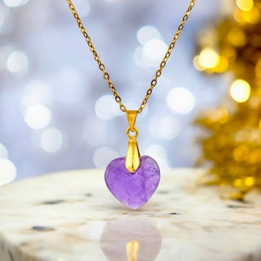 Goldene Halskette mit Edelsteinherz - Anhänger; Amethyst - CrystalScents