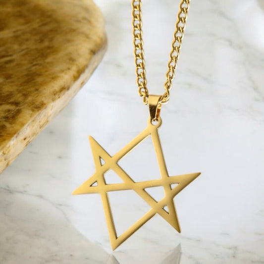 Goldene Halskette mit geometrischem Stern - Anhänger - CrystalScents