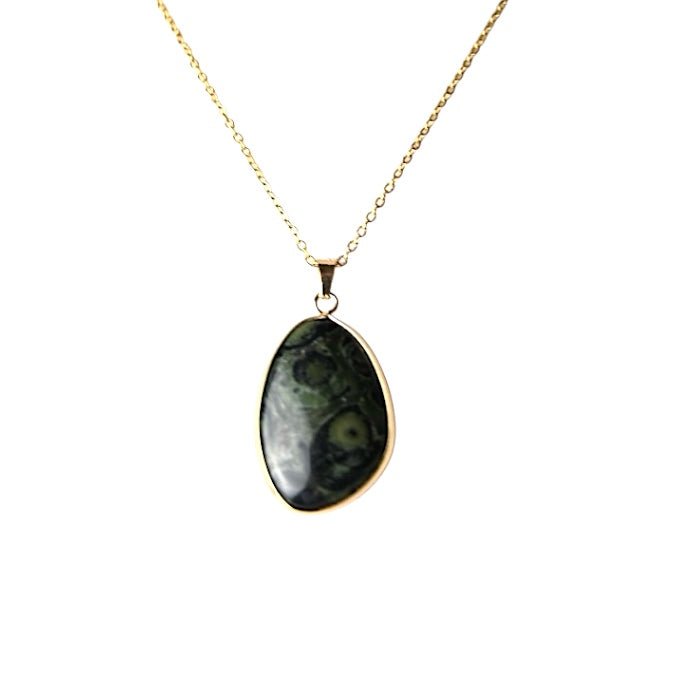 Goldene Kette mit Kambaba - Anhänger - CrystalScents