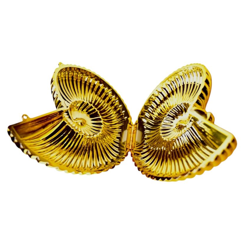 Goldene Nautilus Clutch - CrystalScents