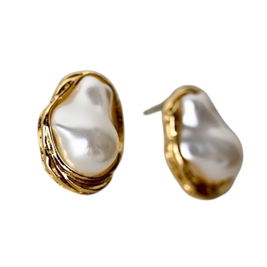 Goldene Ohrringe mit Perlen - CrystalScents