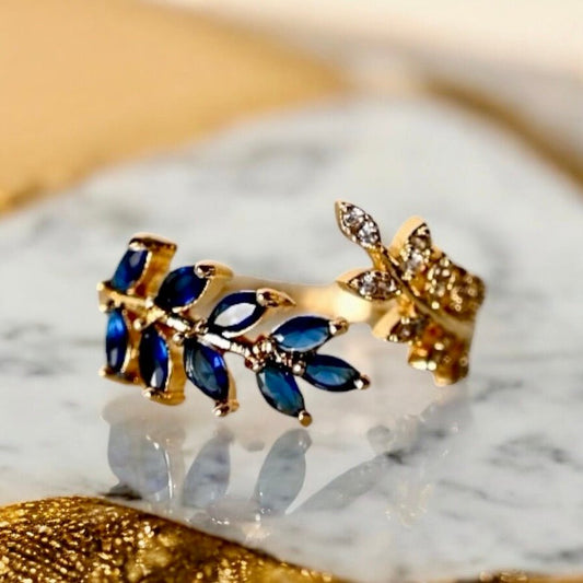 Goldener offener Ring mit Blättern; Dunkelblau - CrystalScents