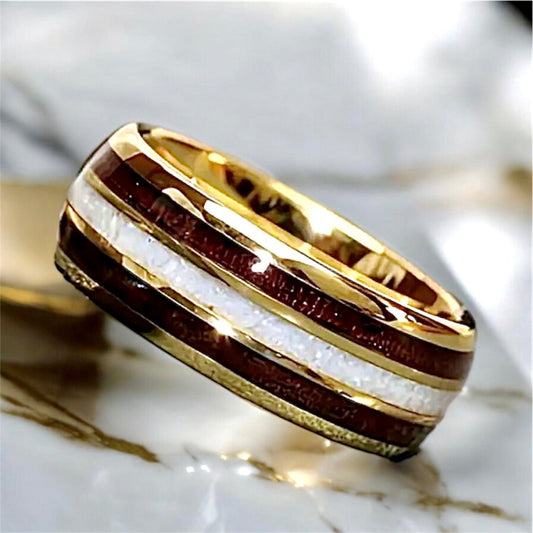 Goldener Ring mit Holzmaserung - CrystalScents