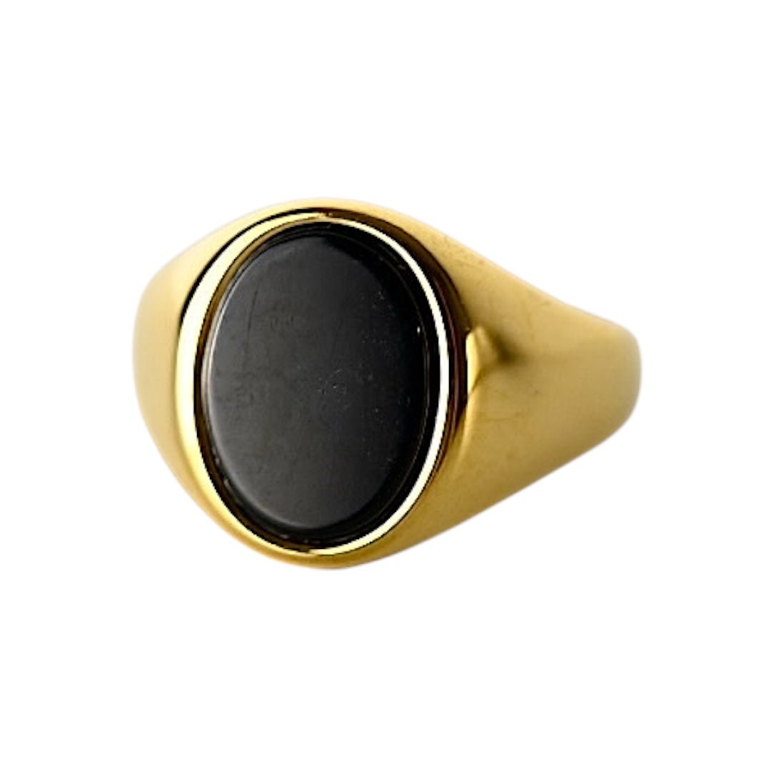 Goldener Ring mit ovalem schwarzen Onyx - CrystalScents