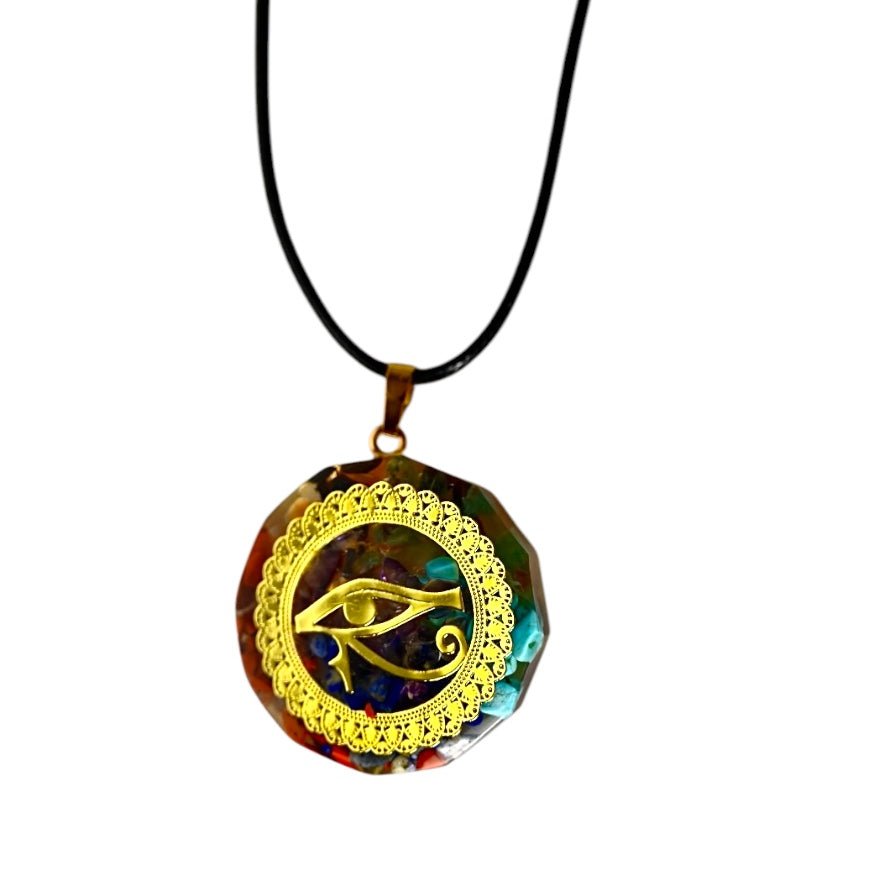 Halskette mit rundem Orgonit Anhänger, ägyptisches Auge - CrystalScents