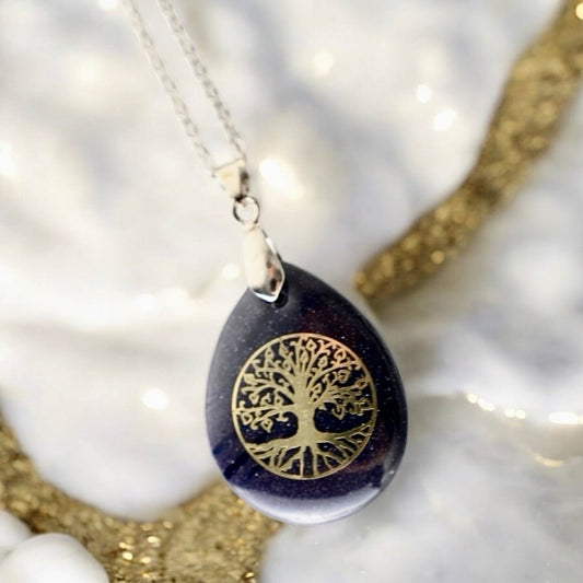 Halskette mit tropfenförmigen Blaufluss „Baum des Lebens“ - CrystalScents