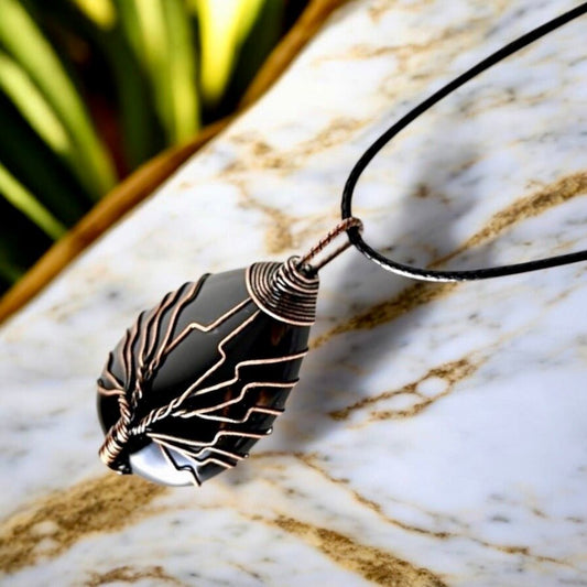 Halskette mit tropfenförmigen Obsidian und Kupfer - CrystalScents