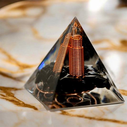 Obsidian Kupferspule Orgonit Pyramide - CrystalScents