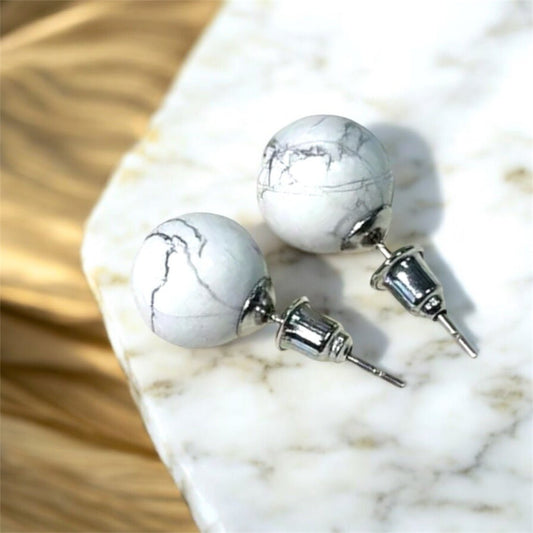 Ohrringe mit Howlit - Kugel - CrystalScents
