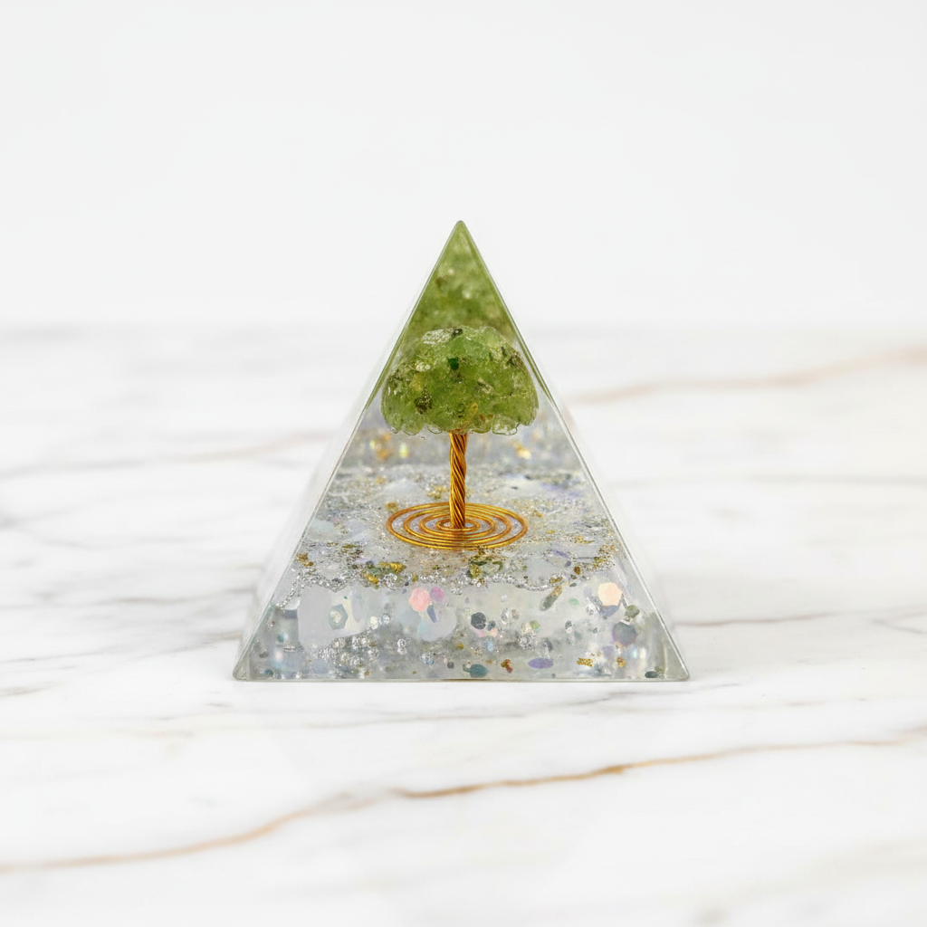 Orgonit-Pyramide Grün Glitzer 1