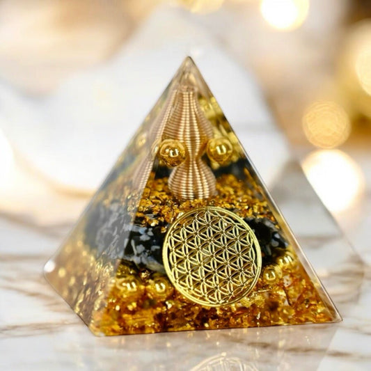 Orgonit Pyramide Schneeflocken Obsidian - CrystalScents