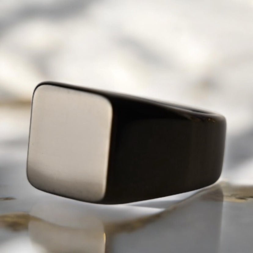 Quadratischer schwarzer Ring - CrystalScents