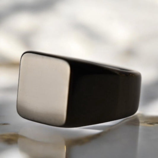 Quadratischer schwarzer Ring - CrystalScents