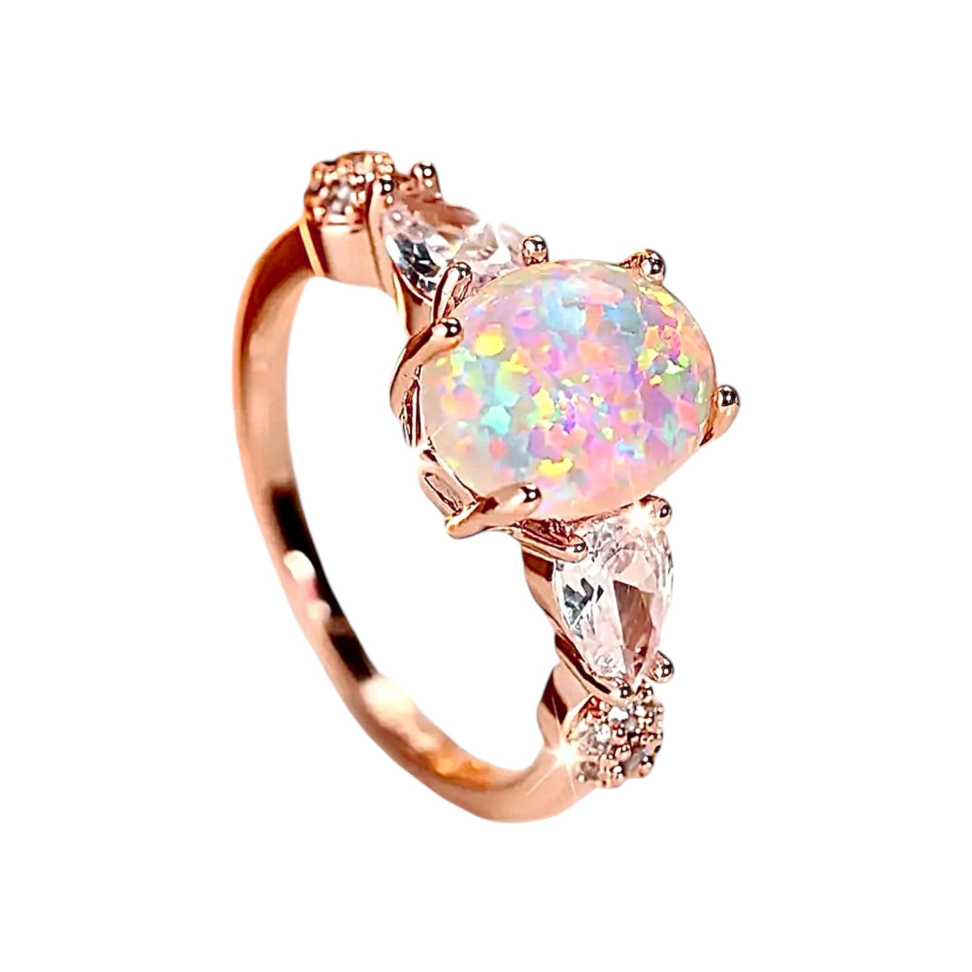 Roségoldener funkelnder Ring mit ovalem Opal - CrystalScents