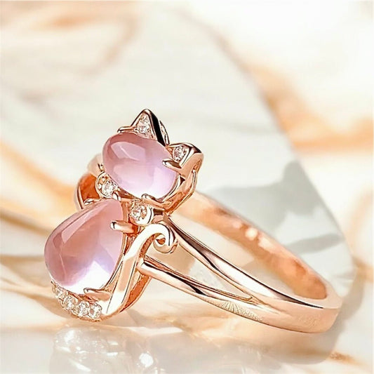 Roségoldener vergoldeter Ring mit rosa Katze - CrystalScents