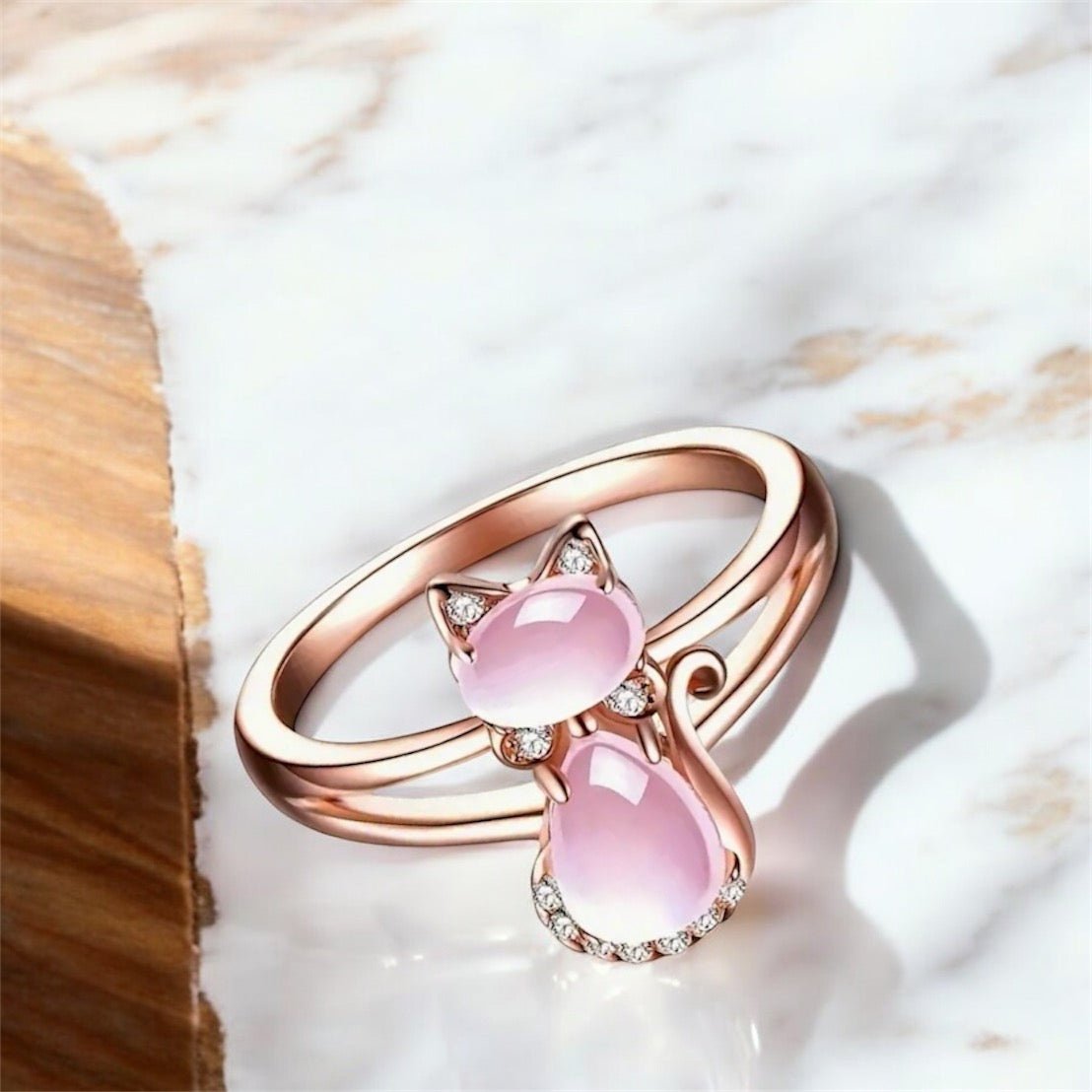Roségoldener vergoldeter Ring mit rosa Katze - CrystalScents