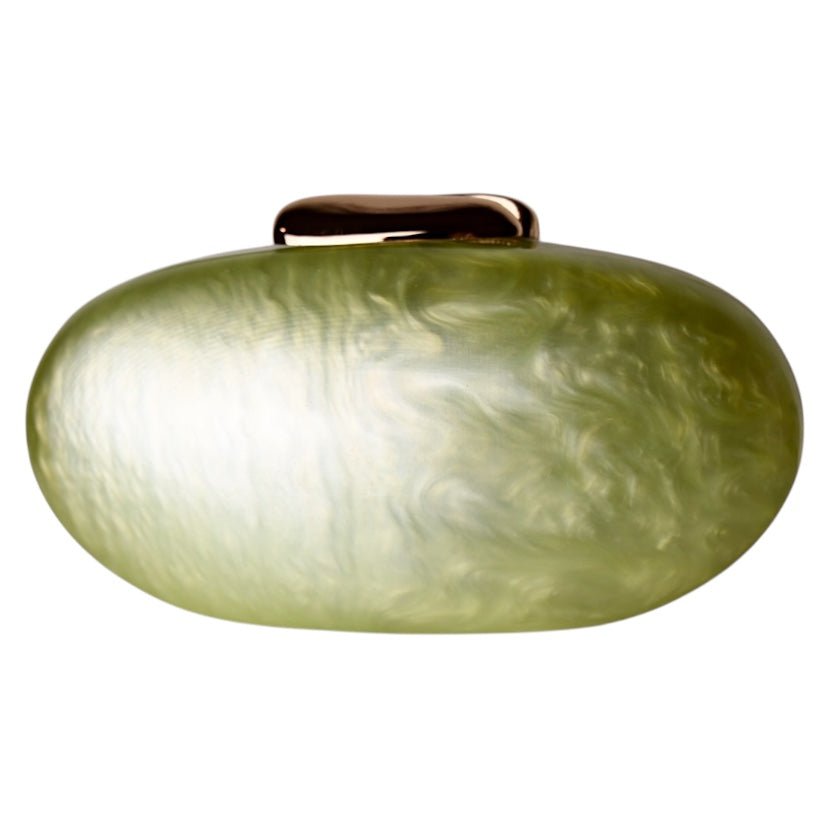 Schimmernde Perlmutt Clutch oval in Pistaziengrün - CrystalScents