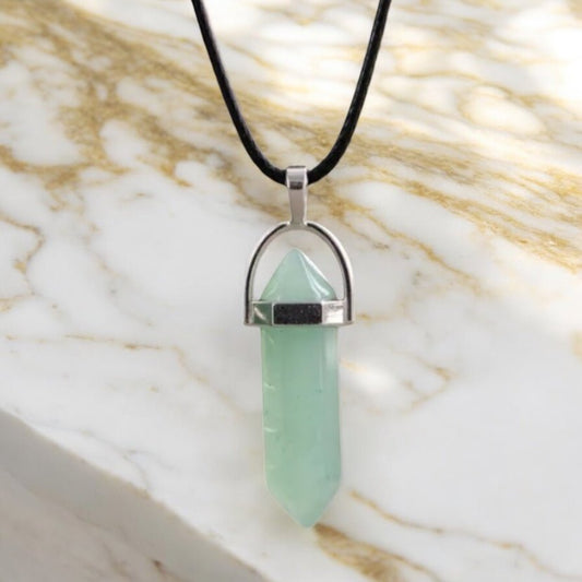 Schwarze Halskette mit Aventurin Doppelender - CrystalScents