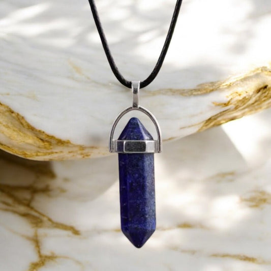 Schwarze Halskette mit Lapislazuli Doppelender - CrystalScents