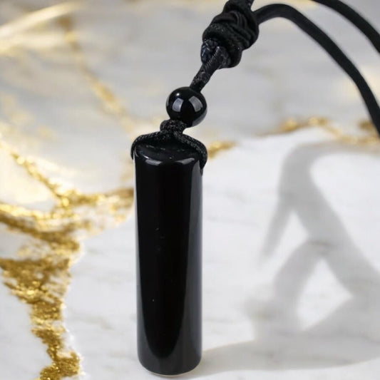 Schwarze Halskette mit Obsidian Stab - CrystalScents