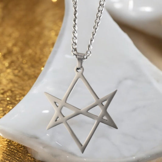 Silberne Halskette mit geometrischem Stern - Anhänger - CrystalScents